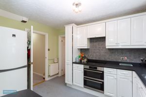 Kitchen- click for photo gallery